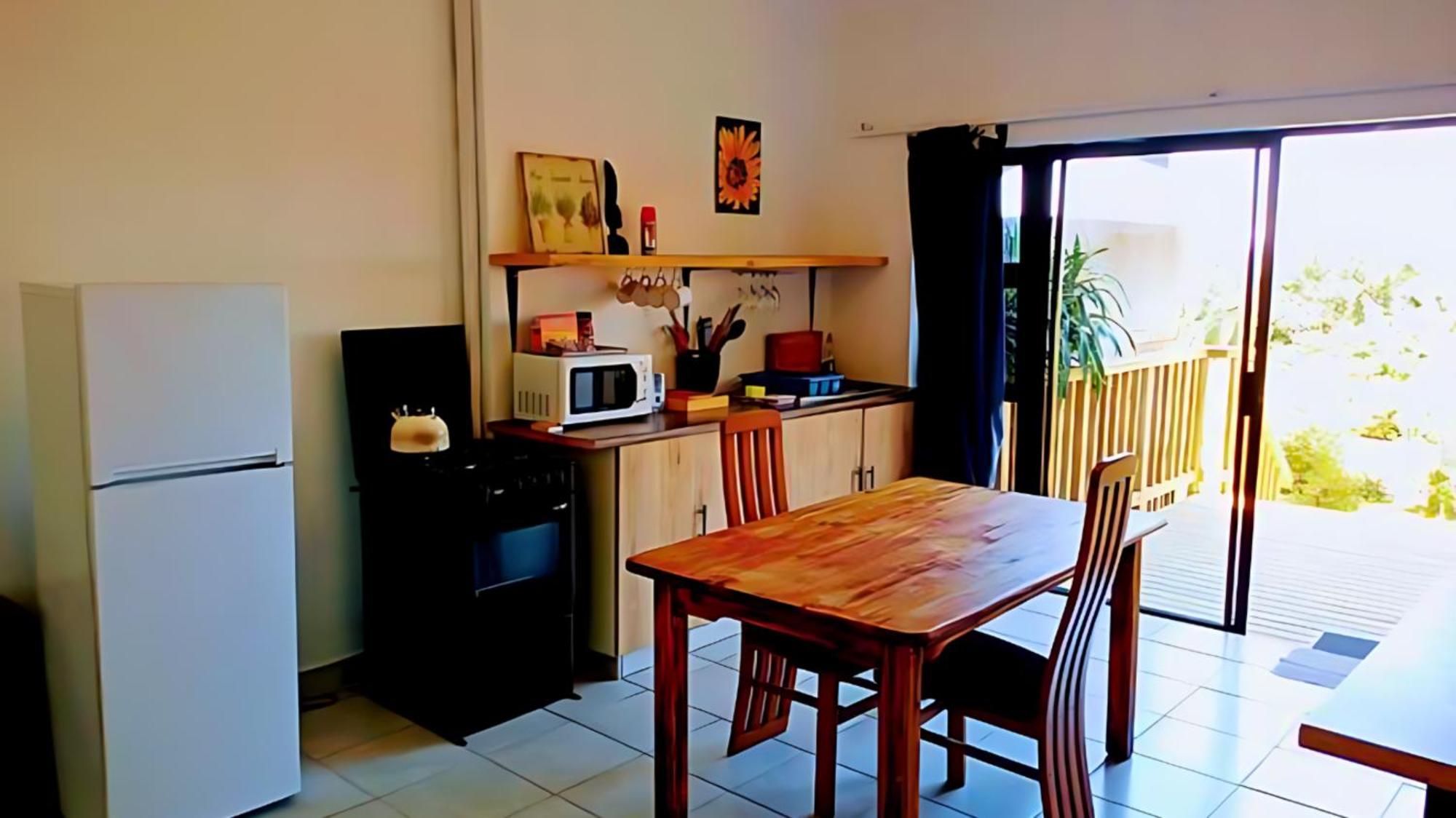 Zur See - 50M2 Private Apartments With Braai - Self Catering Ballito Zewnętrze zdjęcie